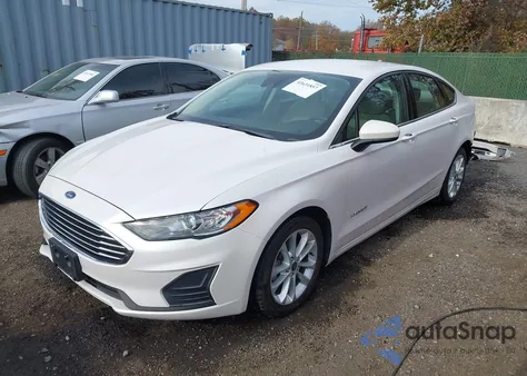 2019 Ford Fusion Hybrid Se z USA, uszkodzony, nr VIN 3FA6P0LU7KR112498